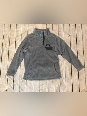 Kids Patagonia Gray Sherpa Fleece with Logo Patch Size Medium (10)